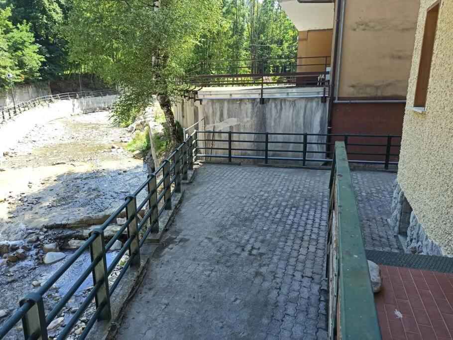 Appartamento Spazioso Con Terrazzo Di Proprieta Limone Piemonte Exterior foto